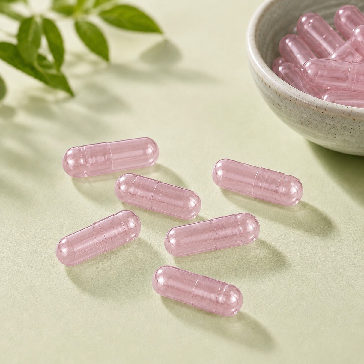 Bild mit 4 pinken Leerkapseln aus Gelatine