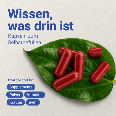 Rote Kapseln auf grünem Blatt, geeignet für Supplements, Pulver, Vitamine und Kräuter; Text: Wissen, was drin ist